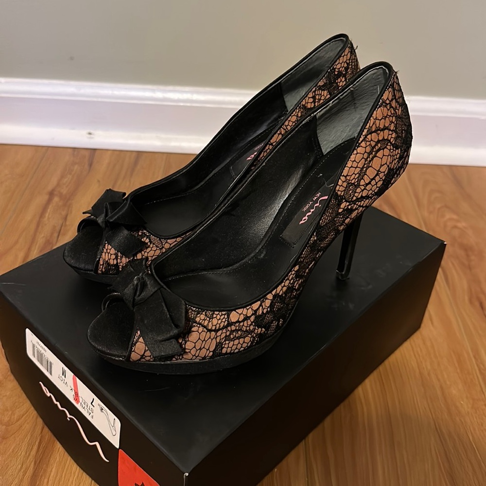 Nina Heels Size 7 New